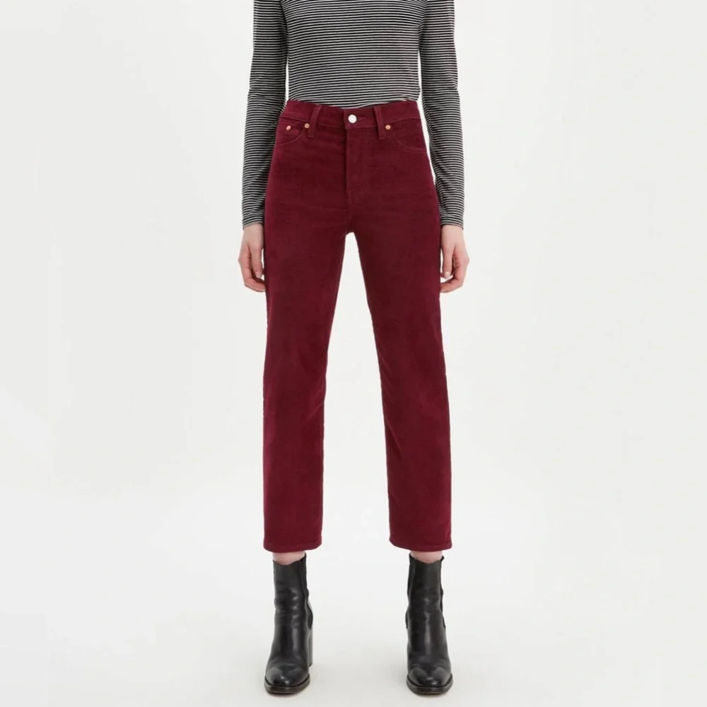 Levi’s Wedgie Straight Fit Corduroy Pants - Picture 1 of 10